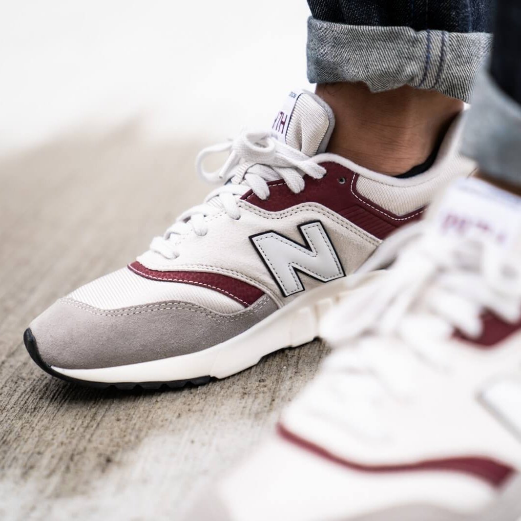 New Balance 997H White/ Red – Vietnam High Copy ( size 40 – 43 )